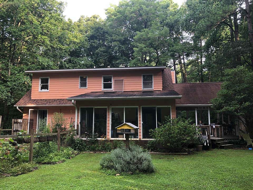 2nd image of 2508 Ridgewood Rd