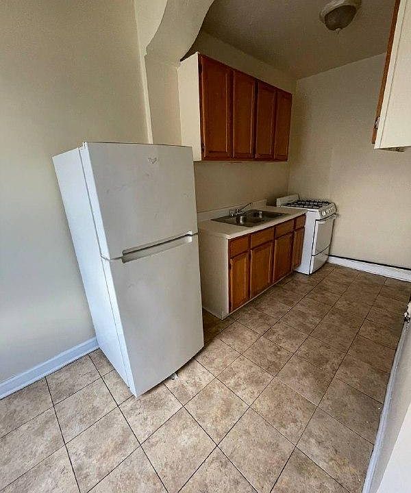 2nd image of 7808 S South Shore Dr #206