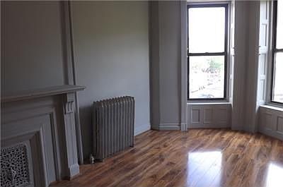 1st image of 204 Garfield Pl APT 1