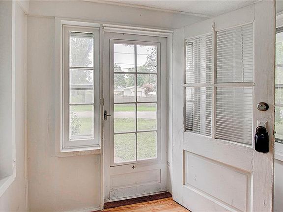 5th image of 1444 E Elbert St