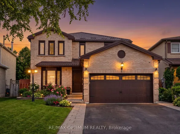 5 Clydesdale Cir, Brampton, ON L6Y 3R4