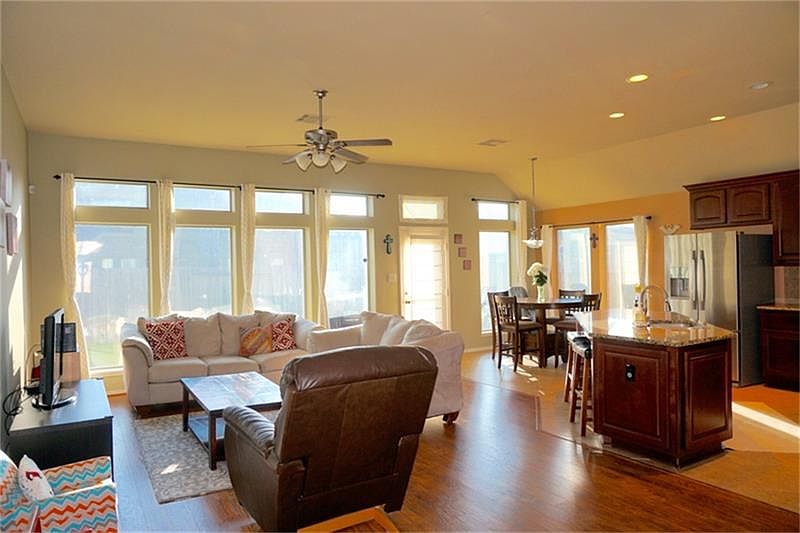 1st image of 3811 Windmill Creek Dr