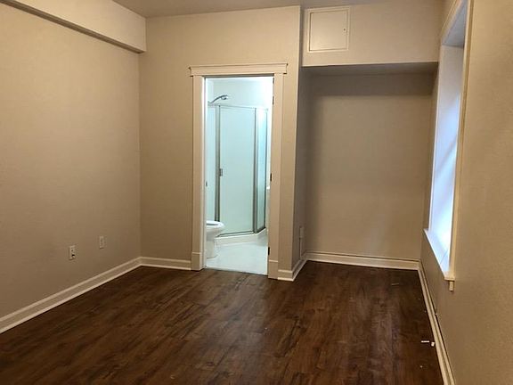 5th image of 1029 W 1st Ave APT 313