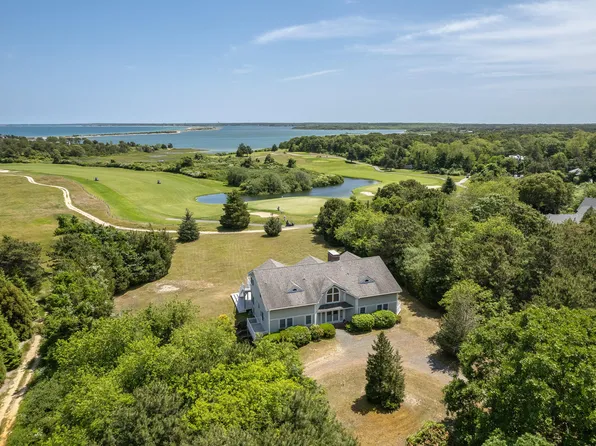 42 Tylers Creek Rd, Oak Bluffs, MA 02557