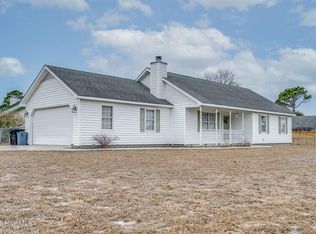 500 McFadyen Cir, Hubert, NC 28539