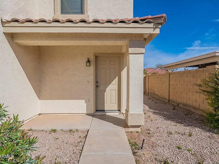 2420 E Gleneagle Dr — Photo 4