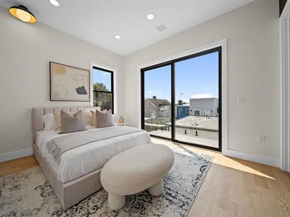 27 Graham Street image 11 of 26