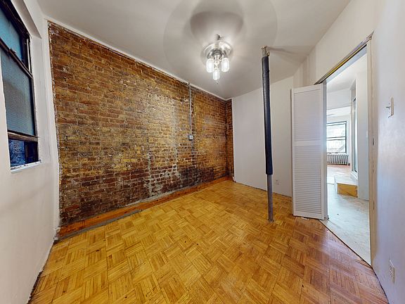 5th image of 176 Suffolk St APT 4C