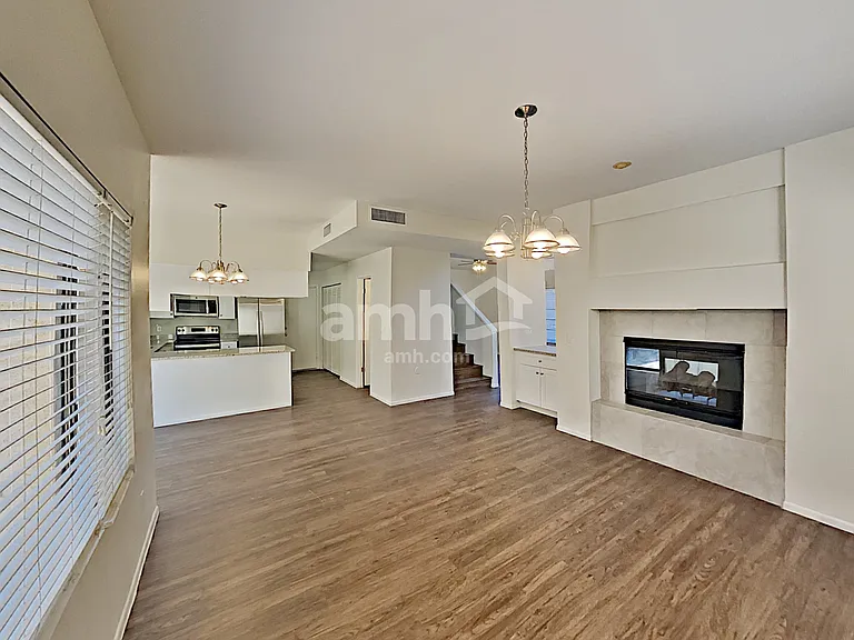 1345 N Brittany Ln — Photo 6