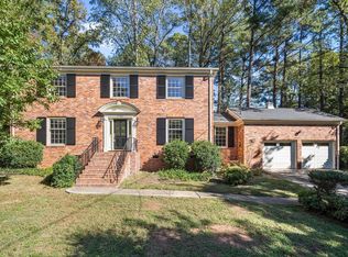 3700 Pembrook Pl, Raleigh, NC 27612
