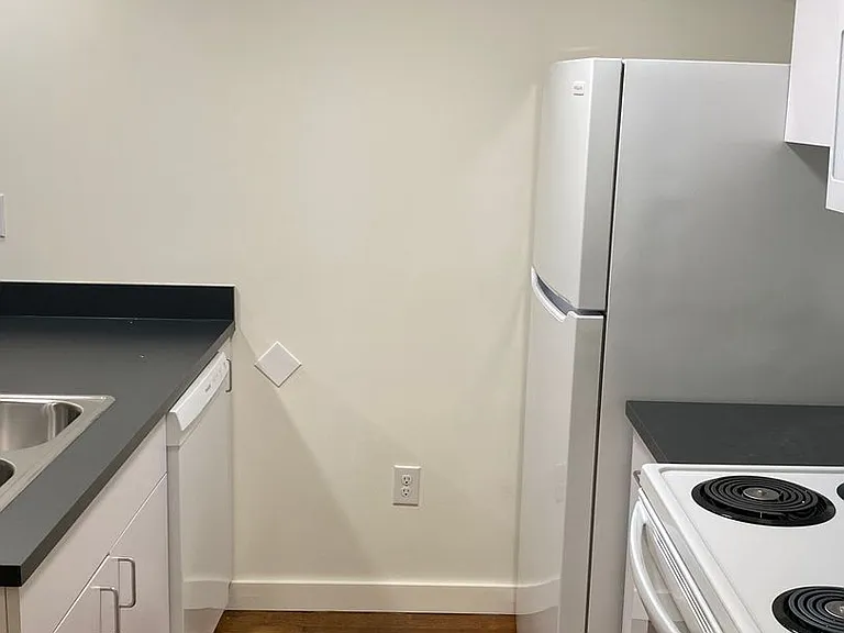 415 E. Grace Street — Photo 57