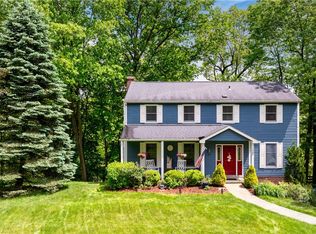 1157 Woodhill Dr, Gibsonia, PA 15044