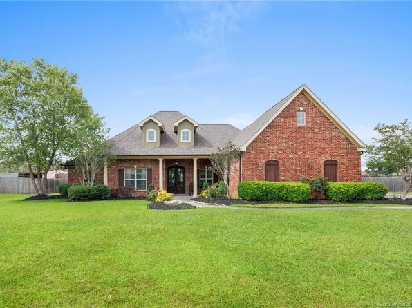 1696 S Woodland Forest Dr, Lake Charles, LA 70611