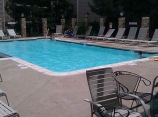 2575 S Syracuse Way APT E202, Denver, CO 80231
