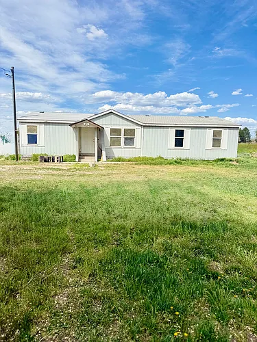 204 W 200 N Photo 1