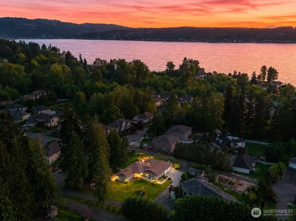 19828 SE 8th Street, Sammamish, WA 98074