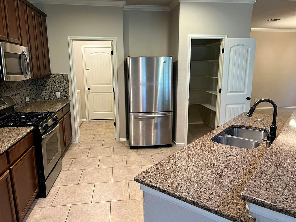 1st image of 1717 Wood Vista Pl
