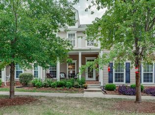 803 Hobbit Ln, Nashville, TN 37211