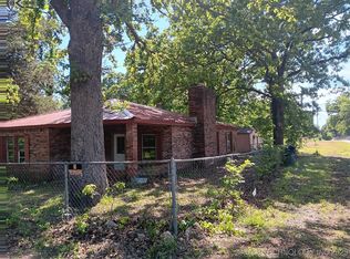 130 E Cherokee Ave N, Spavinaw, OK 74366