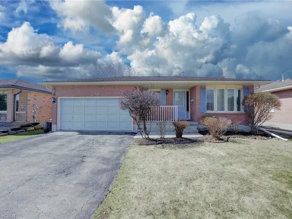 489 Northlake Dr, Waterloo, ON N2V 1V5