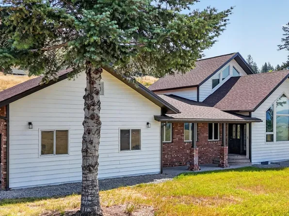 100 Mountain Cir, Eureka, MT 59917