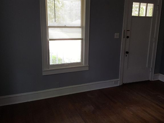 3rd image of 274 Prospect St