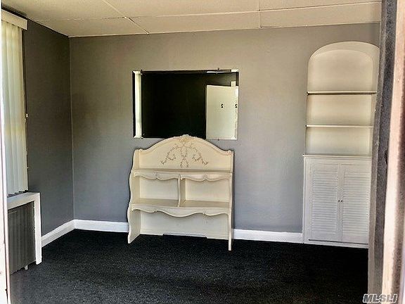 2nd image of 464 Fulton St #2