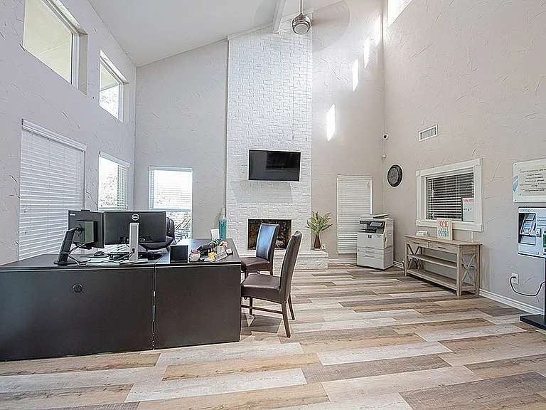 Leasing Office