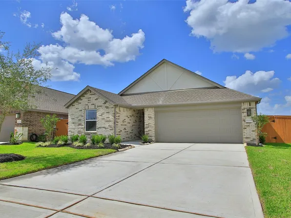 22214 Nissi Beach Dr, Hockley, TX 77447