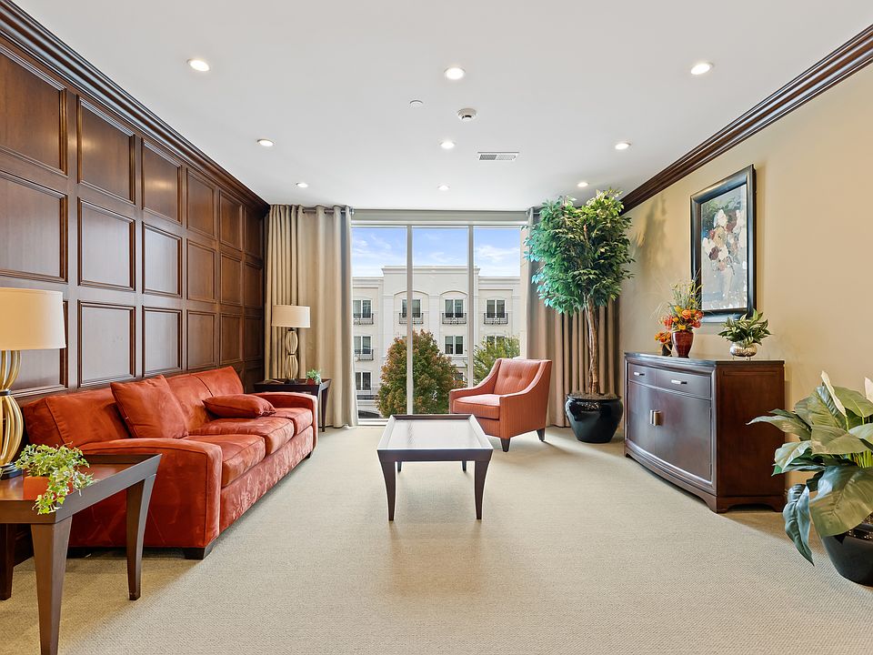 1st image of 2 N Commerce Sq Suite 308