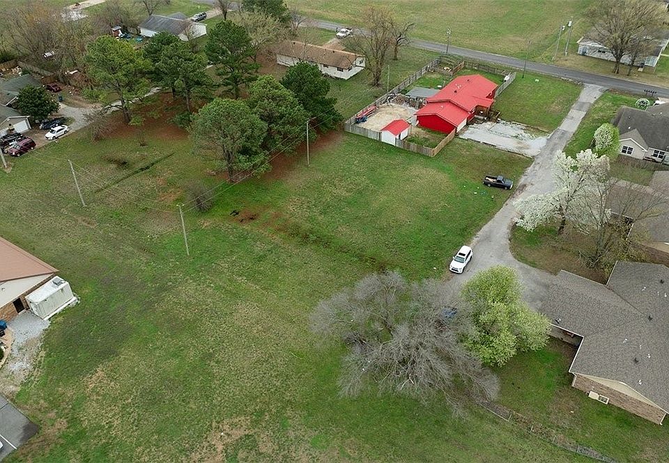 1st image of SE 1st Street 4 Point #Tct-3