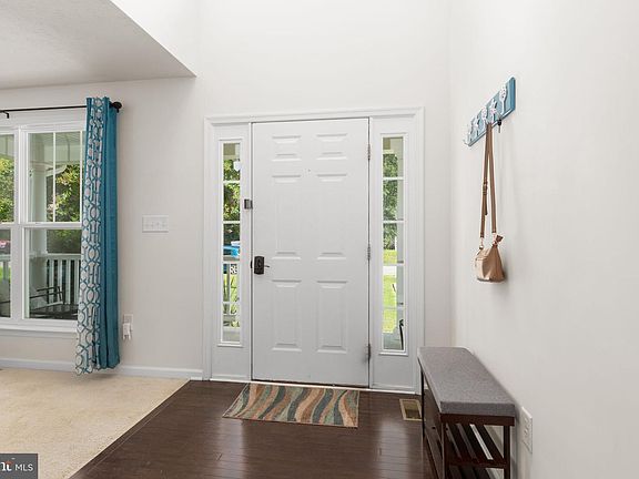 2nd image of 207 Azalea Rd