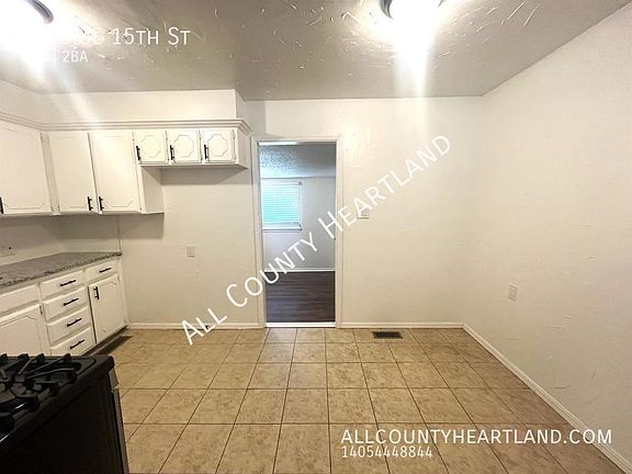 5th image of 7218 SE 15th St