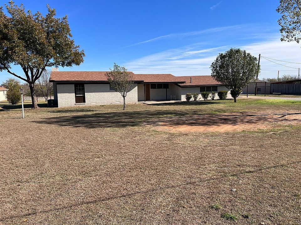 1301 Country Club Rd, Olney, TX 76374 MLS 20524315 Zillow