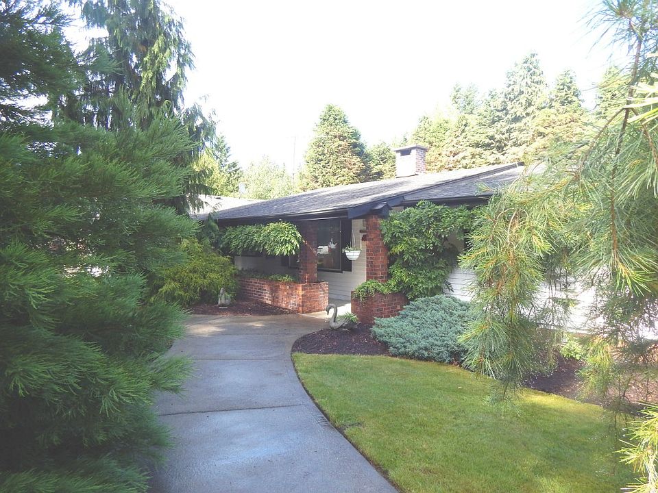 1st image of 8715 268th Ave E