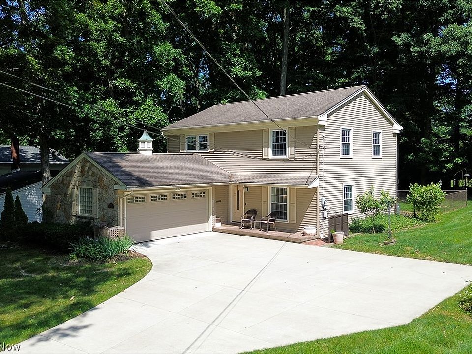 1st image of 170 Chapel Ln