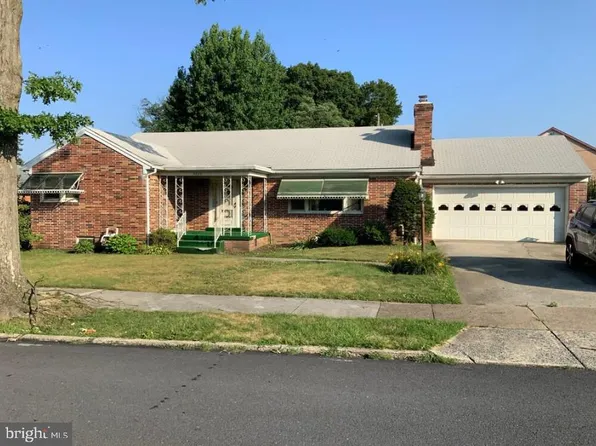 3232 Larry Dr, Harrisburg, PA 17109