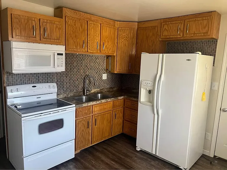 88 W Fork Dr #B — Photo 2