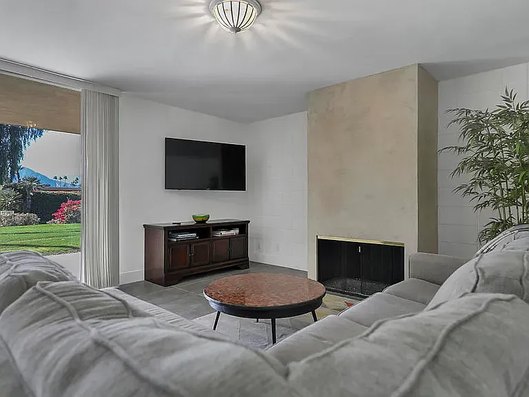 42475 Adams St — Photo 23