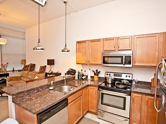 4th image of 4368 Cresson St APT 202