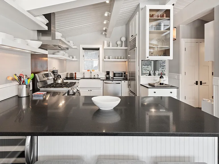 809 S Aspen St #13 — Photo 16
