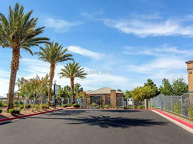 6650 W Warm Springs Rd #B — Photo 24