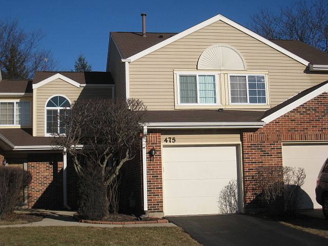 1st image of 475 Canterbury Dr