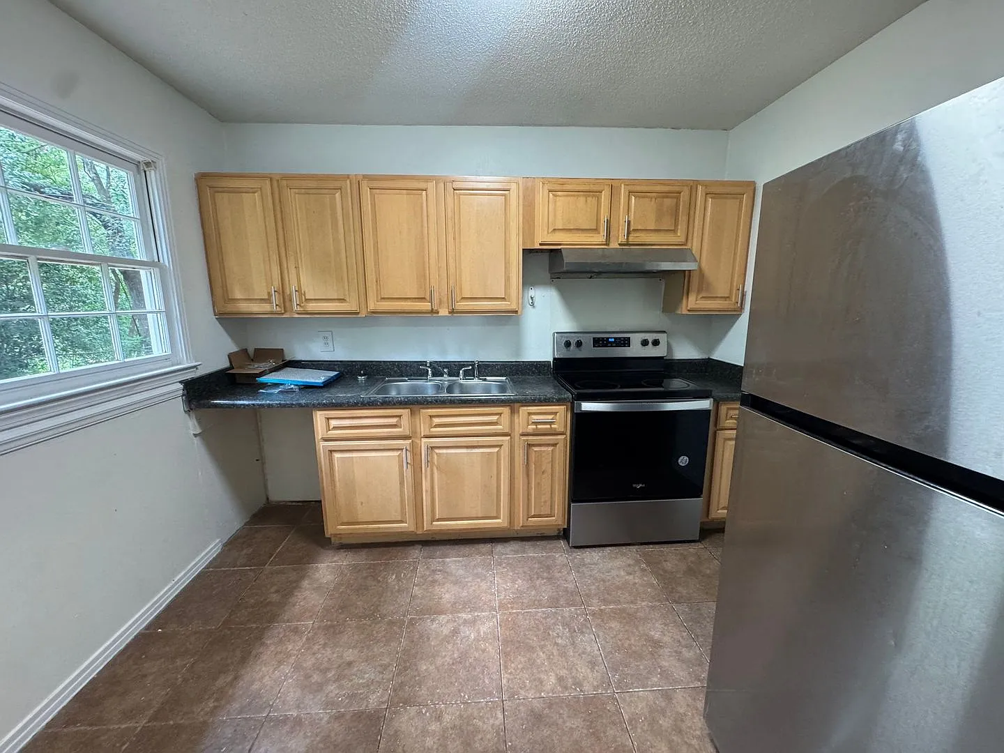 3 Bedroom Single Family House 1055 Anders in Mobile, AL 36608 — Photo 2