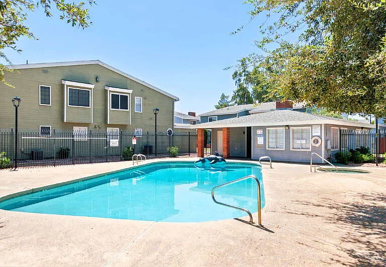 2301 E University Dr #114 — Photo 24