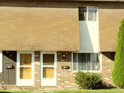 10798 Forest St APT 6, Garrettsville, OH, 44231
