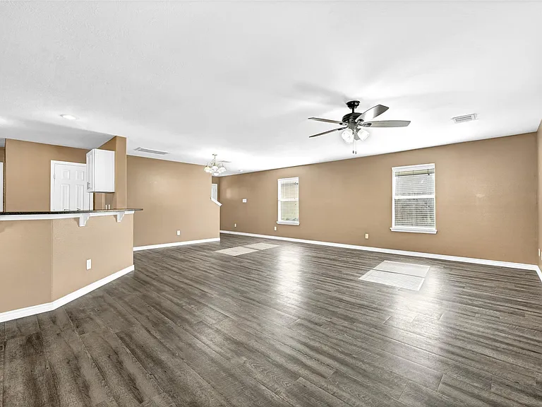 13218 Ambrosa Dr — Photo 8
