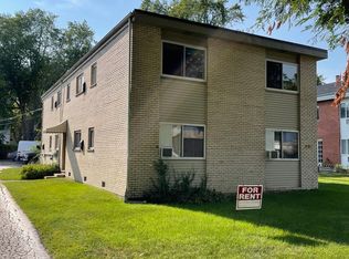 430 N 3rd Ave APT 3, Des Plaines, IL 60016