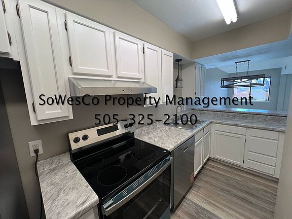 5th image of 5200 Villa View Dr APT 14B