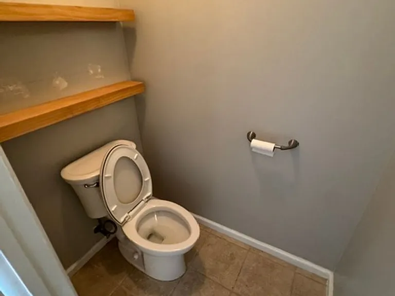 377 Sandleton Way — Photo 9